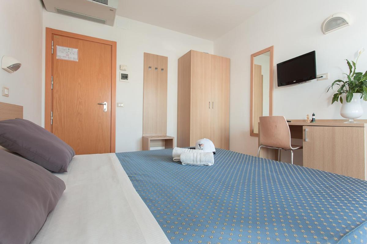 Hotel Souvenir - Koolibry Hotels チェルヴィア エクステリア 写真